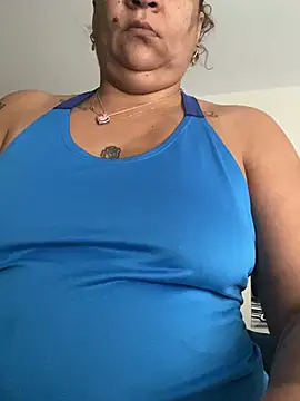 ladycreamypr2 online show from June 23, 2026, 3:43 pm