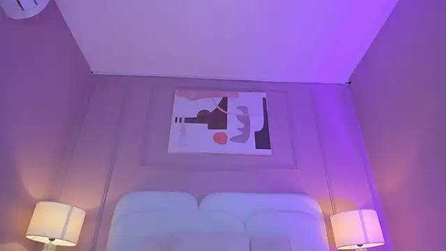 aria greco online show from December 5, 2025, 2:21 am