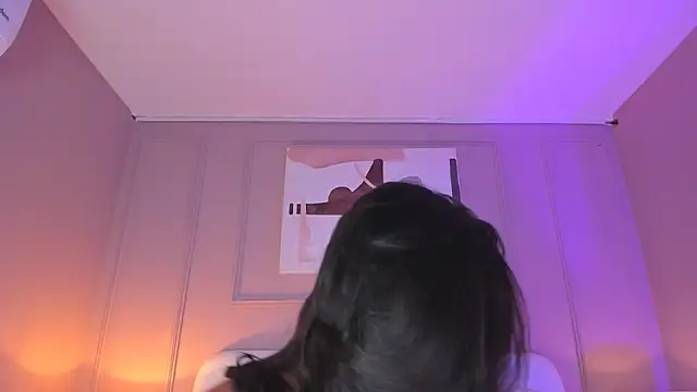 aria greco online show from March 19, 2026, 2:44 am