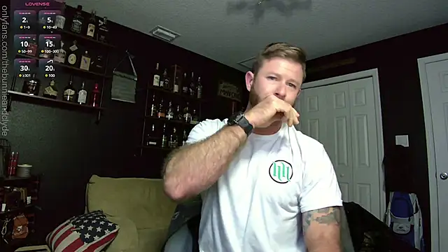 Snapshot of chillinthemosttt chatting on December 30, 2024, 3:47 am chillinthemosttt online show from December 30, 2024, 3:47 am