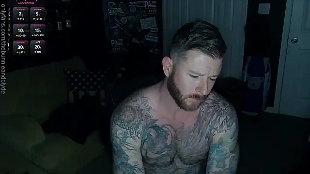 Snapshot of chillinthemosttt chatting on February 3, 2025, 4:25 am chillinthemosttt online show from February 3, 2025, 4:25 am