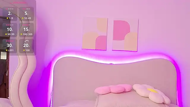 innocentlady  online show from September 27, 2025, 2:01 pm