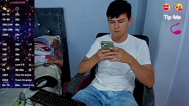 Jacobb Lee online show from October 17, 2025, 8:43 pm