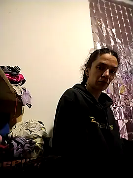 rebekka simpson online show from November 27, 2025, 11:27 pm