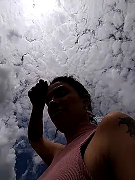 rebekka simpson online show from November 17, 2025, 5:17 pm