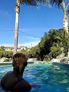 Snapshot of allissonw13 chatting on March 12, 2026, 11:20 pm allissonw13 online show from March 12, 2026, 11:20 pm