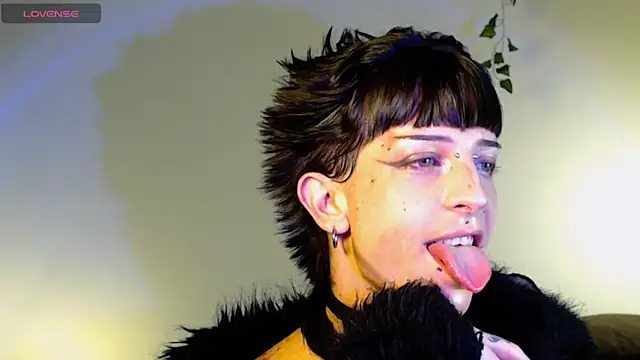 succubot online show from October 28, 2025, 6:45 am