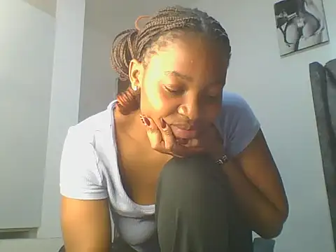 Snapshot of _Becky002 chatting on February 6, 2026, 11:28 am Becky002 online show from February 6, 2026, 11:28 am