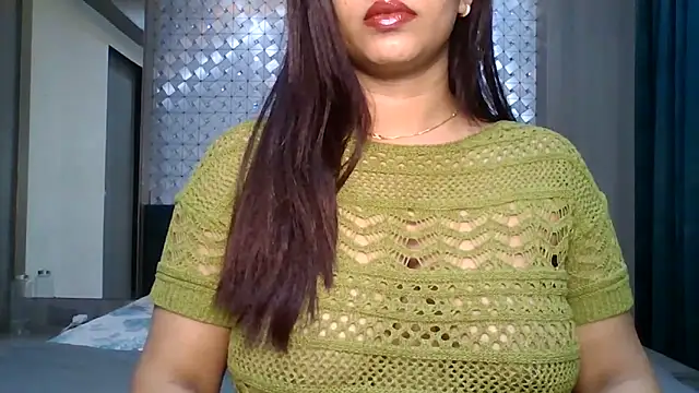 sparkling queen online show from June 10, 2026, 7:42 am
