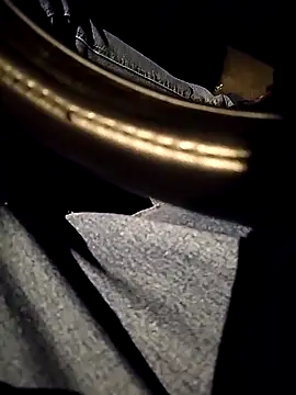 A man in public online show from October 25, 2025, 8:42 pm