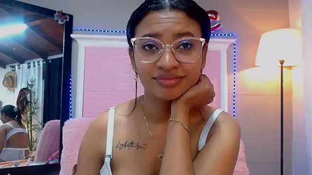 Snapshot of JessyZoe chatting on March 12, 2025, 2:01 pm JessyZoe online show from March 12, 2025, 2:01 pm