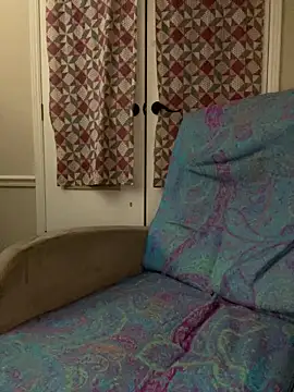 velvetta  online show from December 19, 2025, 3:54 am