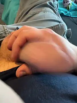 Snapshot of Sebastian24589 chatting on March 3, 2025, 8:51 am Sebastian24589 online show from March 3, 2025, 8:51 am