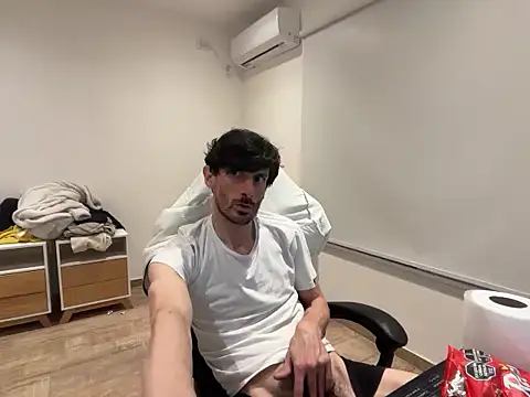 nicolaaaaas online show from October 26, 2025, 1:50 am