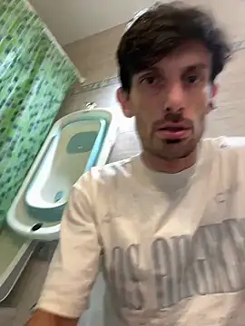 Snapshot of nicolaaaaas chatting on February 4, 2026, 3:56 am nicolaaaaas online show from February 4, 2026, 3:56 am