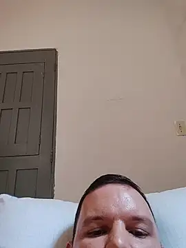 caiomax2 online show from November 2, 2025, 2:33 pm