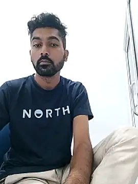 Heman100492 online show from April 25, 2026, 8:39 pm