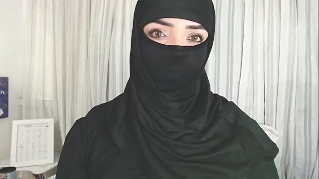 Uzra hayed online show from September 9, 2025, 6:28 pm