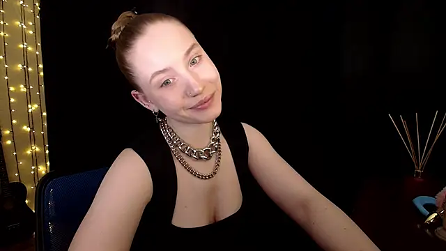 SindiWatsoon online show from March 28, 2026, 7:26 pm