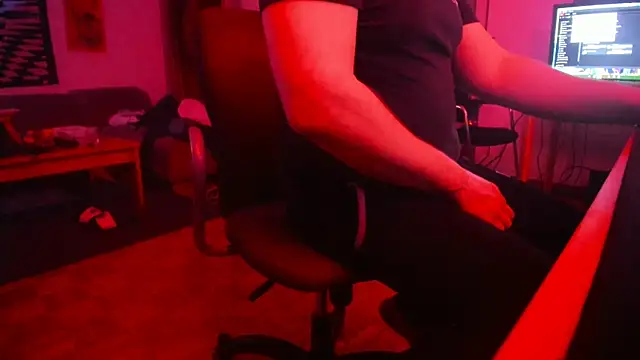 Snapshot of soulfuck92 chatting on February 5, 2026, 4:19 am soulfuck92 online show from February 5, 2026, 4:19 am