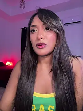 VictoireFeller online show from February 9, 2026, 3:26 am