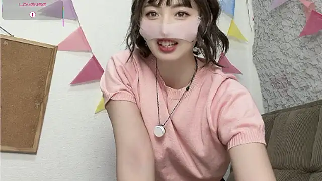 Snapshot of A33-asami chatting on May 4, 2026, 1:31 am A33-asami online show from May 4, 2026, 1:31 am