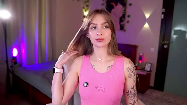 Kamila icee online show from May 15, 2026, 9:02 pm