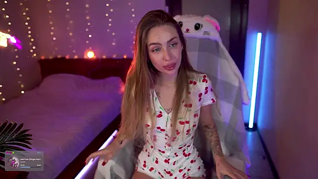 Kamila icee online show from January 6, 2026, 8:46 pm