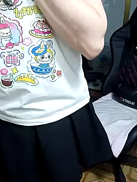 Ngocnhi2k online show from January 24, 2025, 2:18 am