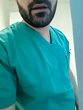 onbifeet online show from March 9, 2025, 11:14 am