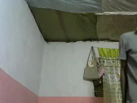 Bigras0011 online show from October 9, 2025, 3:18 am