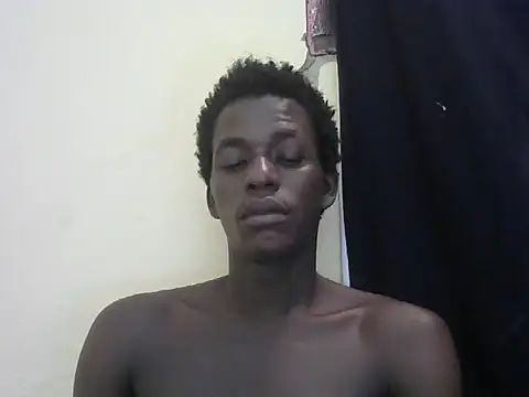 Bigras0011 online show from May 31, 2026, 3:56 am