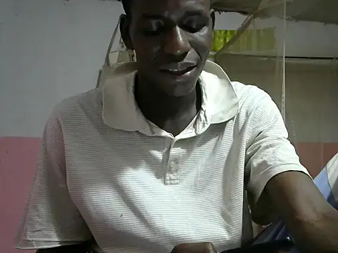 Bigras0011 online show from September 29, 2025, 2:55 pm