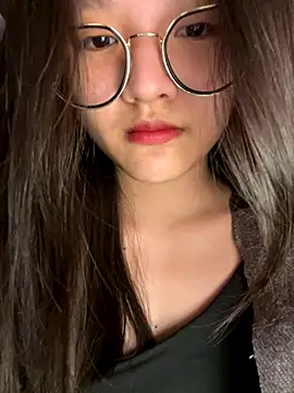 Krixxi22 online show from October 10, 2025, 4:30 pm