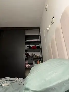 rubi star online show from September 13, 2025, 7:14 pm