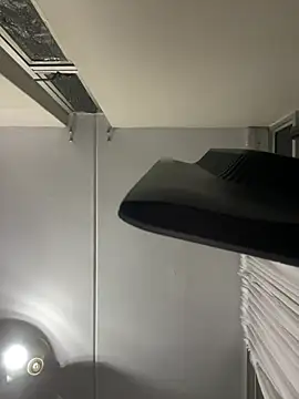 jaytee198610 online show from February 25, 2026, 6:19 pm