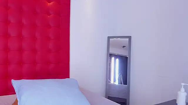 Daliana Beck online show from November 18, 2025, 8:34 pm