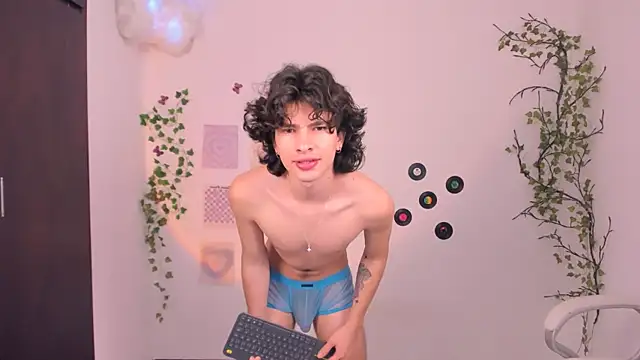 Angelo duarte online show from September 24, 2025, 6:03 pm