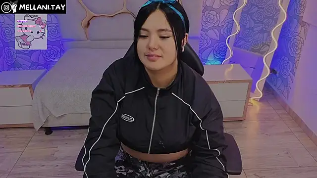 Mellani tay online show from November 29, 2025, 3:28 am