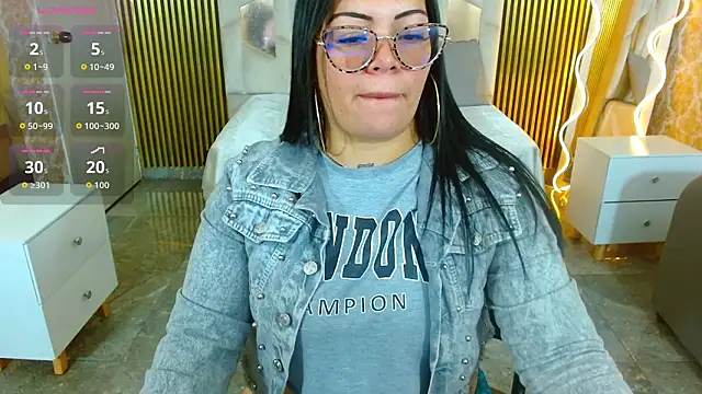 Snapshot of martinna_tay chatting on February 22, 2026, 3:20 am martinna tay online show from February 22, 2026, 3:20 am