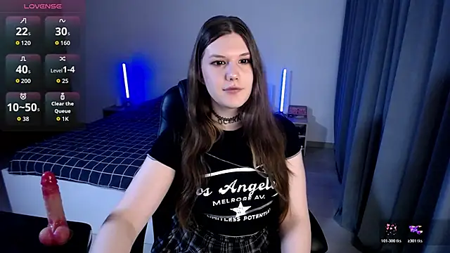 MicheleDoll online show from February 13, 2026, 4:07 pm