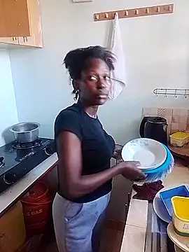 LOVELY-2BERRY online show from April 15, 2026, 12:21 pm