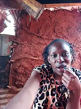 LOVELY-2BERRY online show from October 30, 2025, 7:39 am