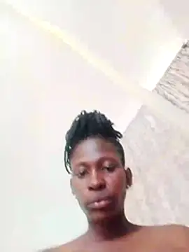 LOVELY-2BERRY online show from February 19, 2026, 6:21 am