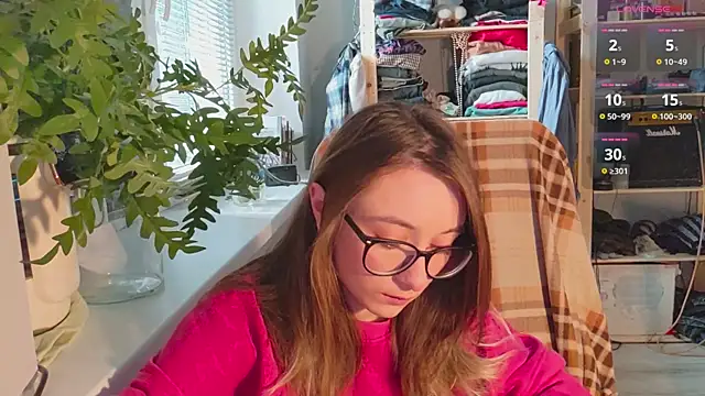 monlight  dana online show from February 18, 2025, 11:11 am