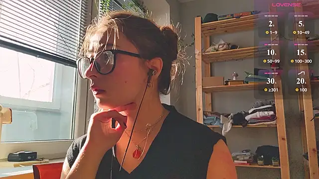 monlight  dana online show from February 8, 2026, 11:30 am