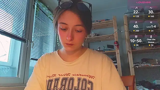 monlight  dana online show from February 6, 2026, 1:51 pm