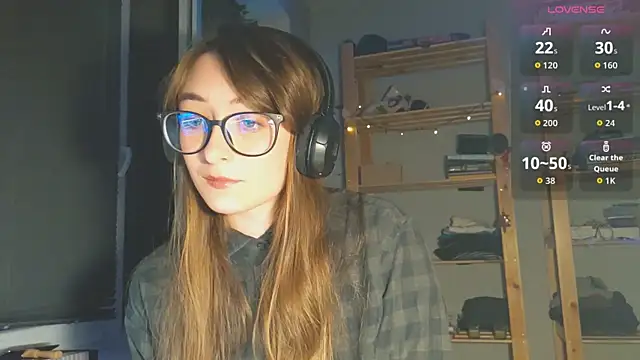 monlight  dana online show from October 4, 2025, 8:43 pm