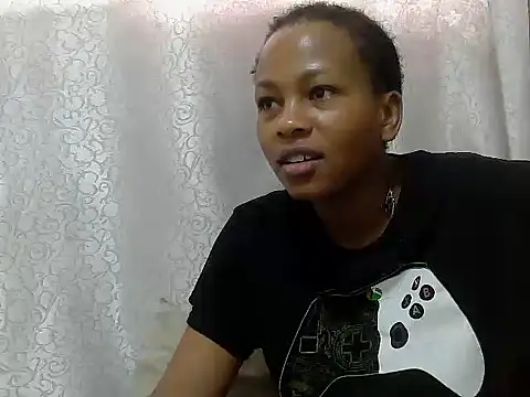Snapshot of tinabestdoll chatting on September 17, 2025, 10:17 am tinabestdoll online show from September 17, 2025, 10:17 am