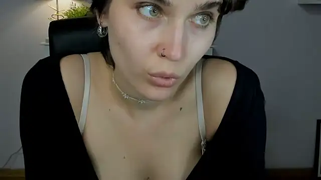 sarah perfect online show from May 21, 2026, 12:35 pm